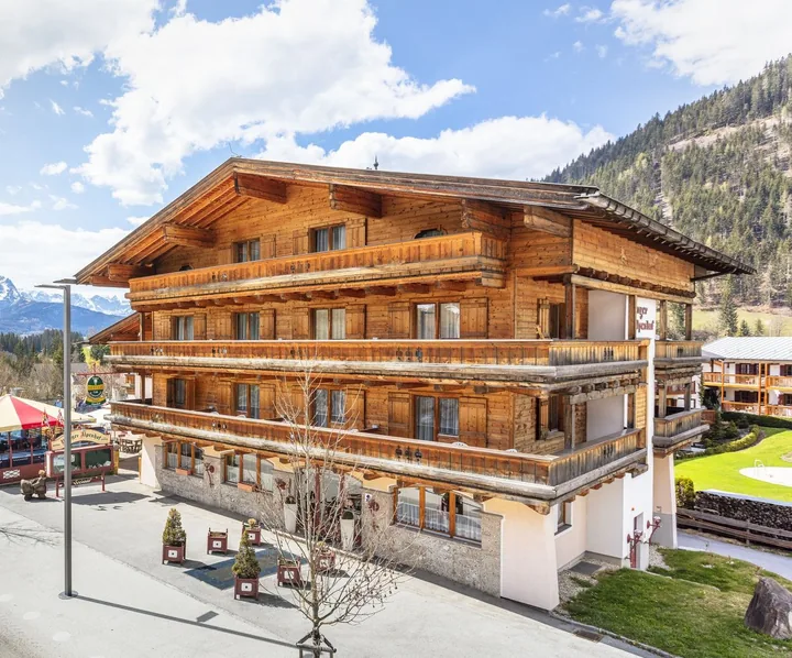 Alpenhof Aparthotel Werfenweng in Werfenweng, Österreich