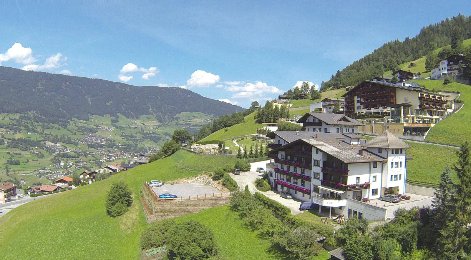 Hotel Alpenfriede – Foto laut HolidayTrex Hotel Alpenfriede in Jerzens