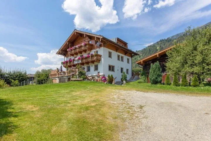 Pension & Appartements Behamhof in Neukirchen am Großvenediger, Österreich